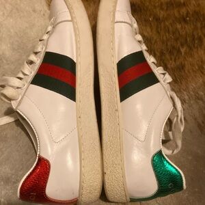 Fashion women sneaker’s leather